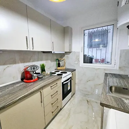 Acvi Lux - Center By Seafront Daire