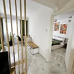 Acvi Lux - Center By Seafront Apartamento *