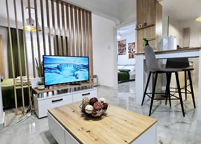 Acvi Lux - Center By Seafront *